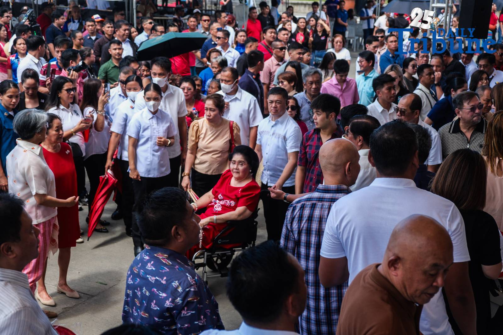 President Ferdinand R. Marcos Jr. leads the Marcos Day rites in Batac, Ilocos Norte, marking the 108th birth anniversary of the late President Ferdinand E. Marcos Sr. The First Family attended a mass, after which the president offered a wreath at the Marcos monument. 
As part of the celebration, Marcos also distributed 575 wheelchairs across the province, joined 51 birthday celebrators serenaded with the traditional Ilocano Padapadakam song, and with the First Family, sampled dishes from the Natnateng cook-off.