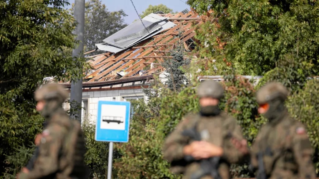 Poland warns of Europe-Russia conflict 
