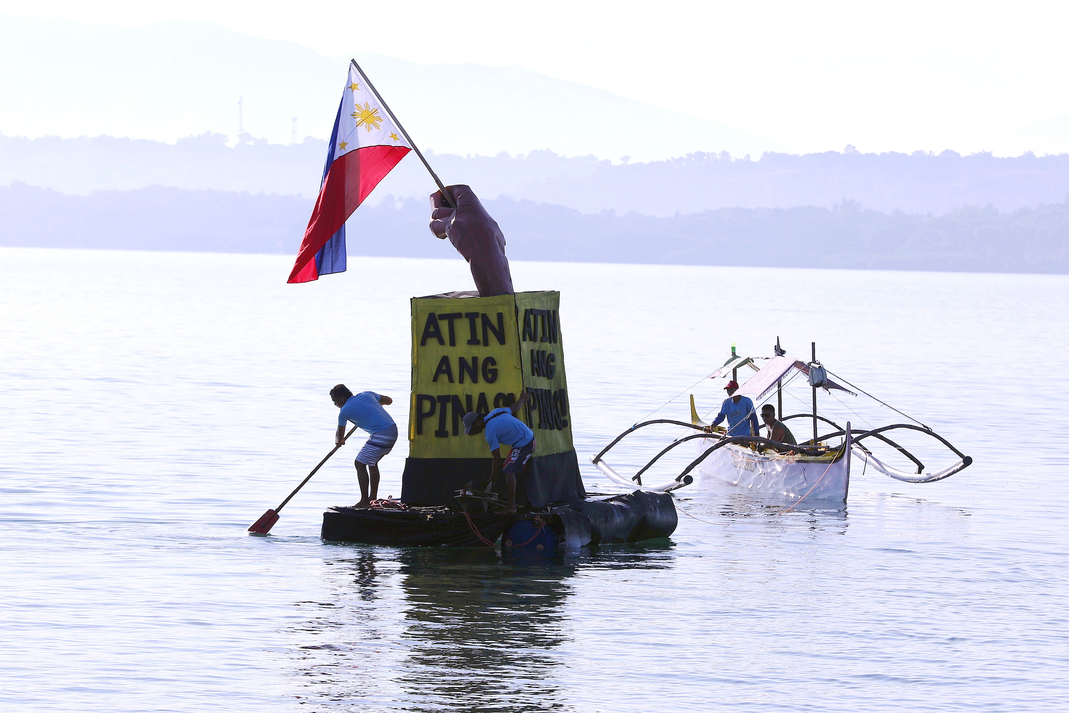 13 nations back Philippines, urge China to honor arbitral ruling