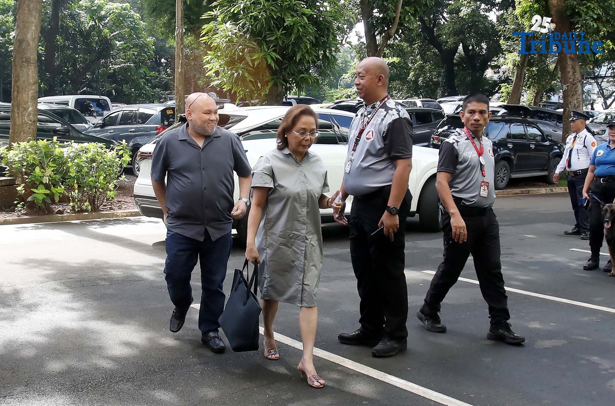 Jessica Lucila “Gigi” Reyes, former chief of staff of Juan Ponce Enrile, arrives at the Sandiganbayan for the promulgation of her graft case linked to the Priority Development Assistance Fund (PDAF) scam. The promulgation, originally scheduled for Friday, September 12, was reset to October 24 at 8:30 a.m. after a member of the Sandiganbayan Special Third Division submitted a reflection requiring further deliberation.