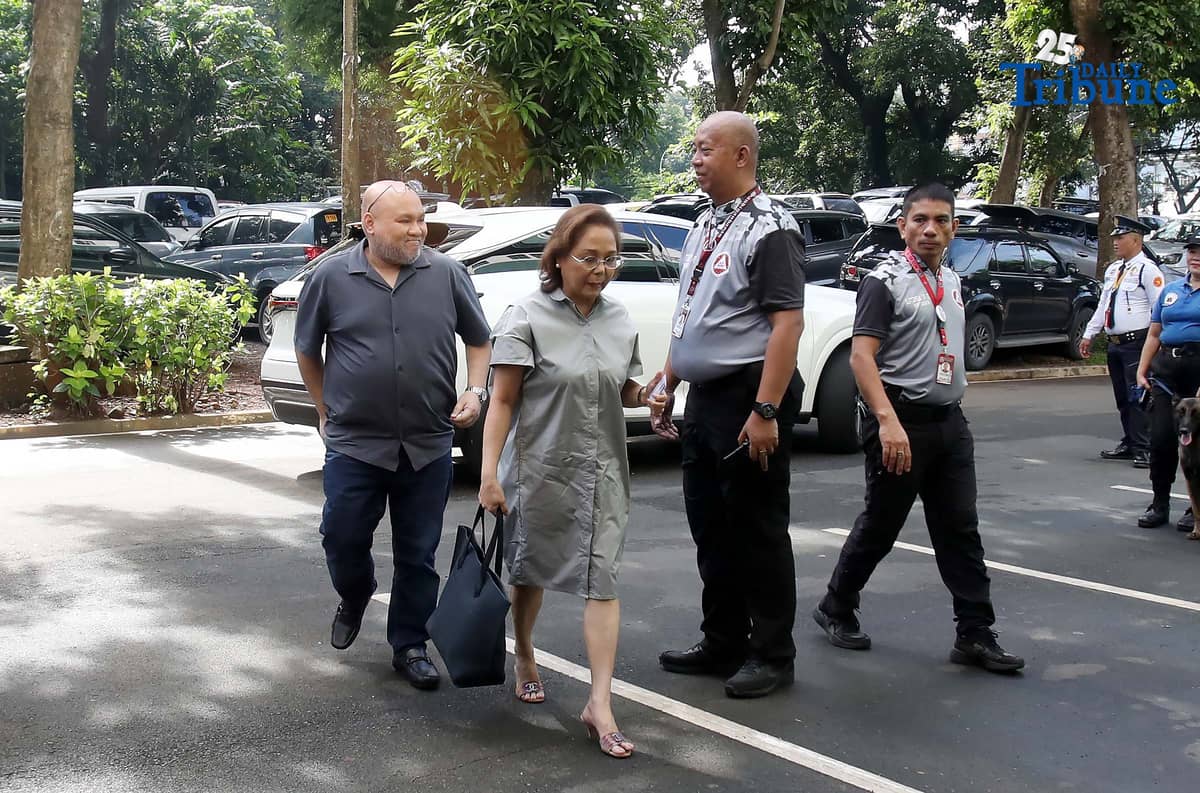 Jessica Lucila “Gigi” Reyes, former chief of staff of Juan Ponce Enrile, arrives at the Sandiganbayan for the promulgation of her graft case linked to the Priority Development Assistance Fund (PDAF) scam. The promulgation, originally scheduled for Friday, September 12, was reset to October 24 at 8:30 a.m. after a member of the Sandiganbayan Special Third Division submitted a reflection requiring further deliberation.