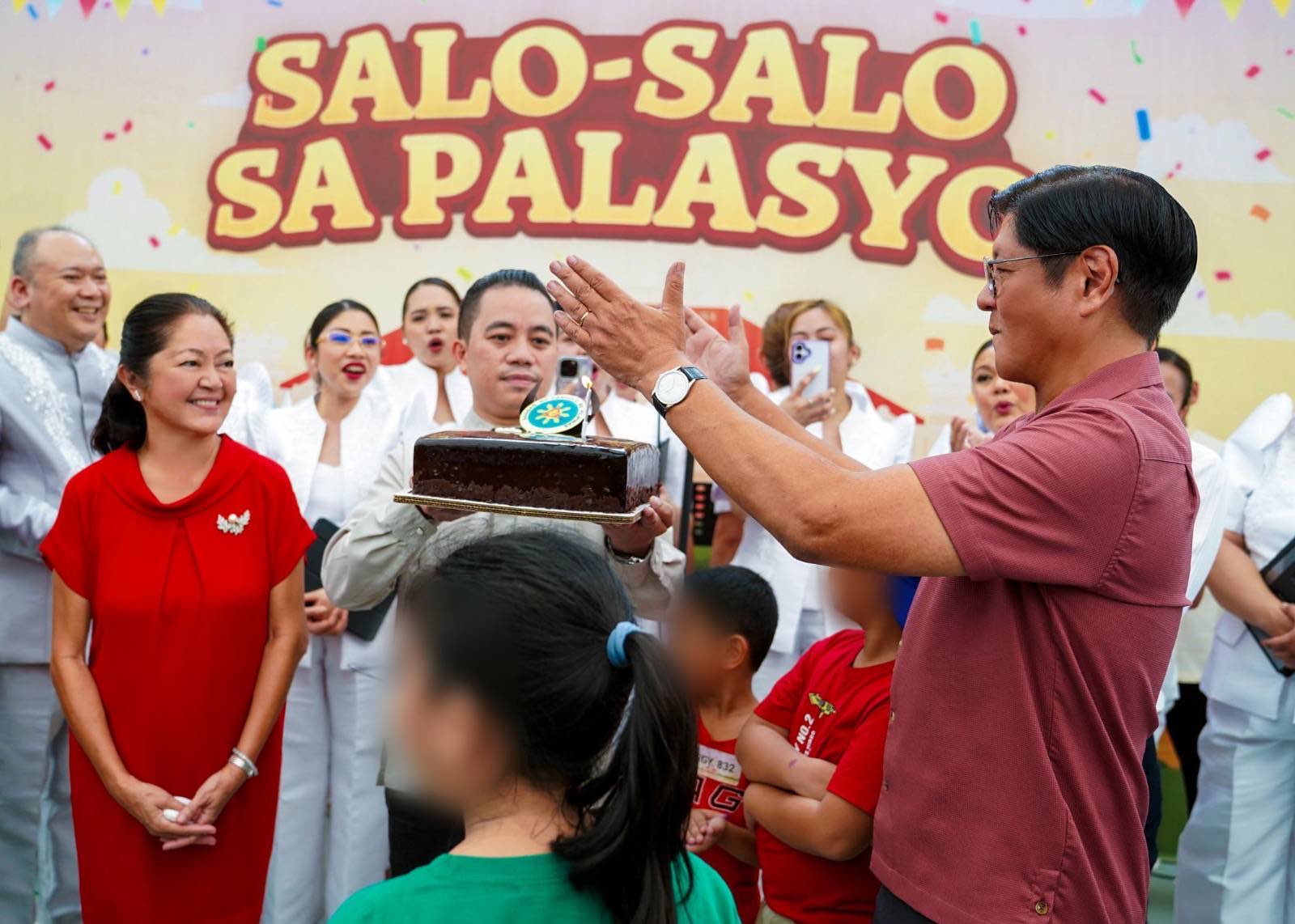 First couple holds ‘salo-salo’ for all