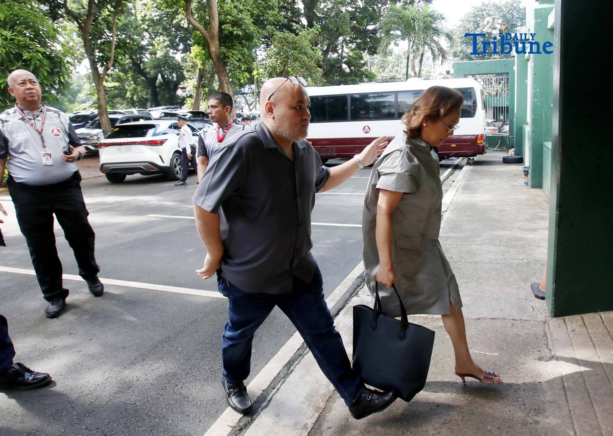 Jessica Lucila “Gigi” Reyes, former chief of staff of Juan Ponce Enrile, arrives at the Sandiganbayan for the promulgation of her graft case linked to the Priority Development Assistance Fund (PDAF) scam. The promulgation, originally scheduled for Friday, September 12, was reset to October 24 at 8:30 a.m. after a member of the Sandiganbayan Special Third Division submitted a reflection requiring further deliberation.