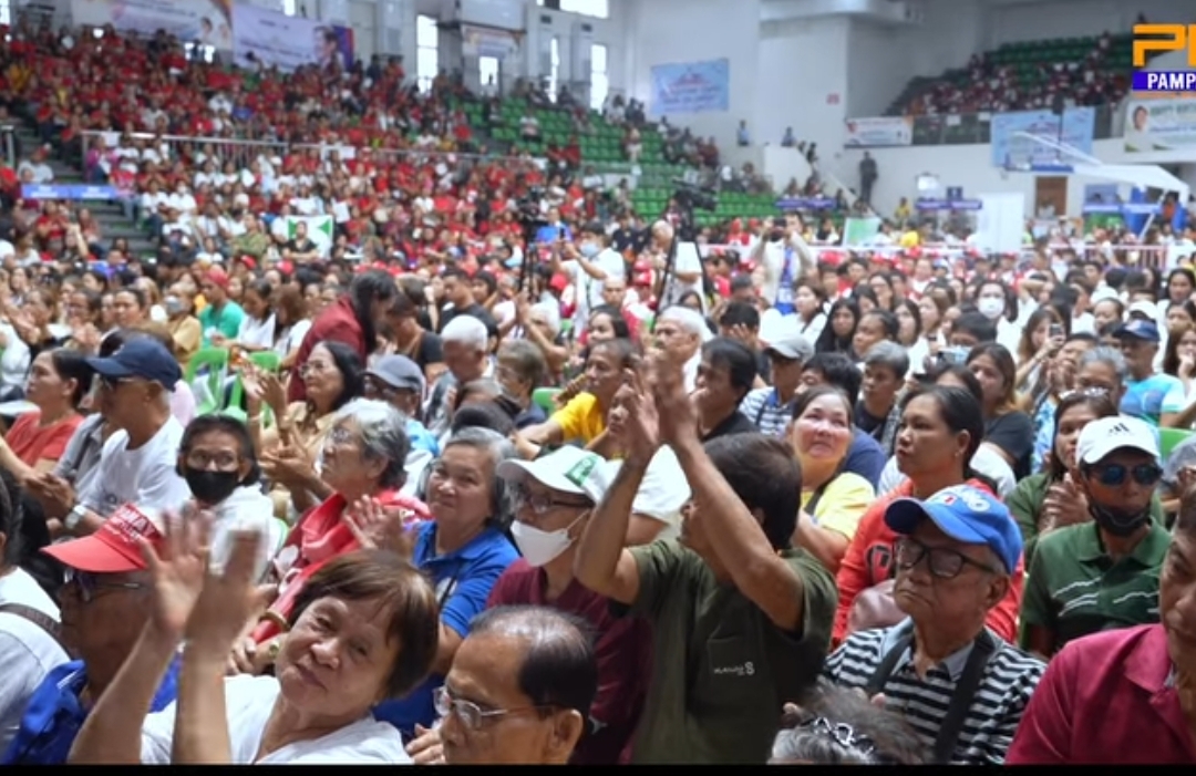 Handog ng Pangulo delivers loans, cash aid, and healthcare to Kapampangans