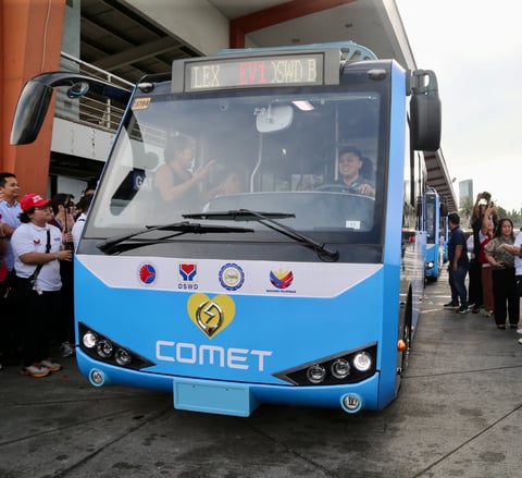 Libreng sakay sa Love Bus, sinimulan na sa Metro Manila