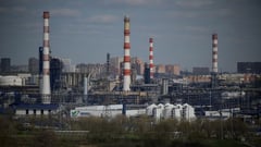 Markets rally, oil plunges on US-Iran ceasefire hopes