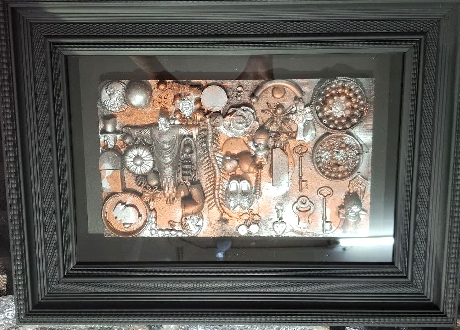 From chaos to creation: Diana Aviado's latest exhibit