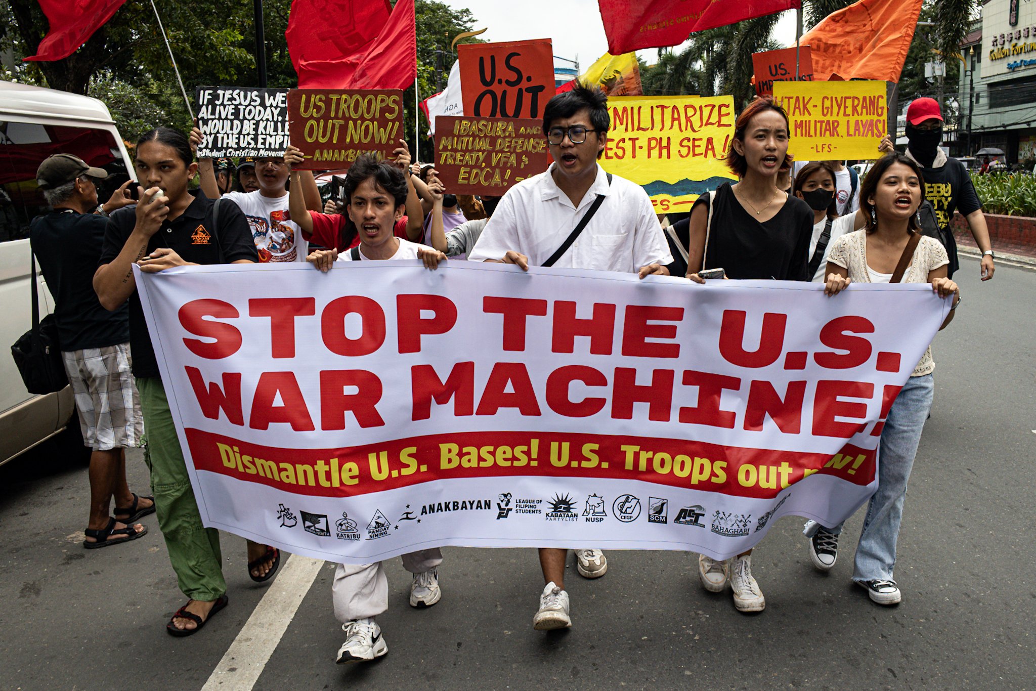 Youth protest against the rising US military presence in Phl