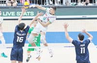 ALEKS Grozdanov soars for a powerful attack to lift Bulgaria to a dominant 25-17, 25-12, 25-17 win over Chile in the preliminaries of the FIVB Volleyball Men’s World Championship.