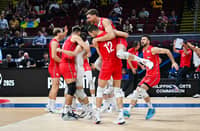 Serbia shocks Brazil, makes Round of 16