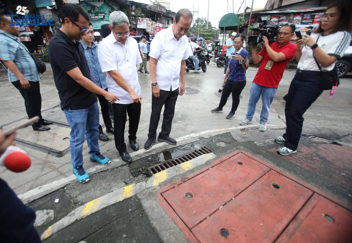 (September 18 2025) Quezon City Mayor Joy Belmonte with Baguio Mayor Benjamin Magalong and DPWH ICI Rogelio Singson inspected several projects such as the Matalahib Creek Pump Station, Mariblo and Sta. Cruz Pump Station and others, to show the alleged anomalous flood control projects in the City on Thursday September 18 2015. Photo/Analy Labor