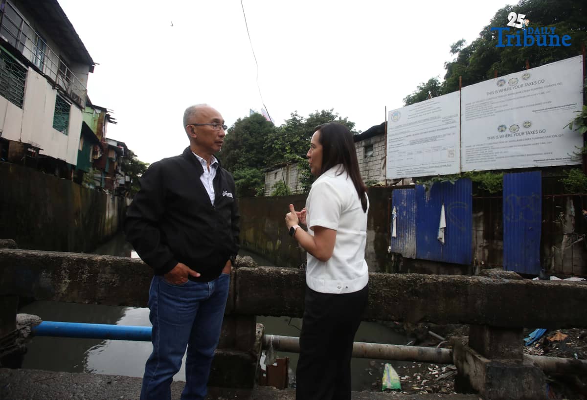 (September 18 2025) Quezon City Mayor Joy Belmonte with Baguio Mayor Benjamin Magalong and DPWH ICI Rogelio Singson inspected several projects such as the Matalahib Creek Pump Station, Mariblo and Sta. Cruz Pump Station and others, to show the alleged anomalous flood control projects in the City on Thursday September 18 2015. Photo/Analy Labor