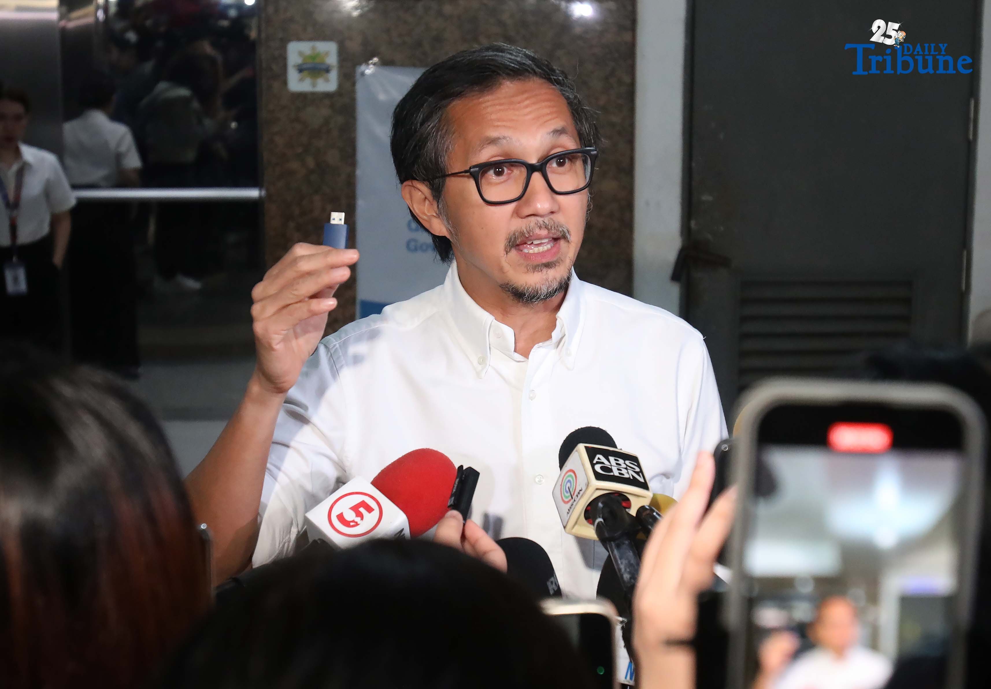 Flood control scam accused could spend Christmas in jail — Dizon