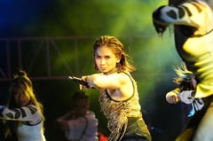 Sarah Geronimo turns "Ikot-Ikot" into a youth rallying cry at UAAP