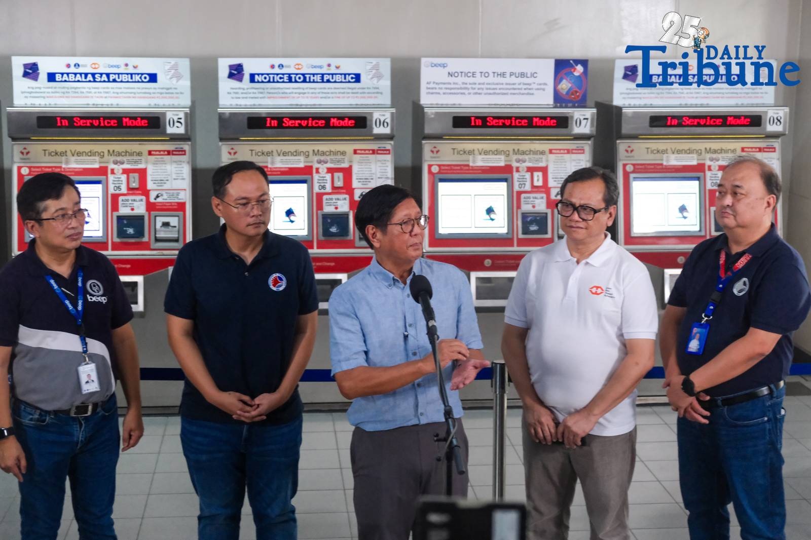 President Ferdinand Marcos Jr. and acting Transportation Secretary Giovanni Lopez launch the personalized white student Beep cards at the LRT-2 Legarda station on Saturday, 20 September 2025. 
The cards provide students a 50 percent fare discount on LRT and MRT lines as part of the government’s push to ease commuting costs and improve access to public transport.