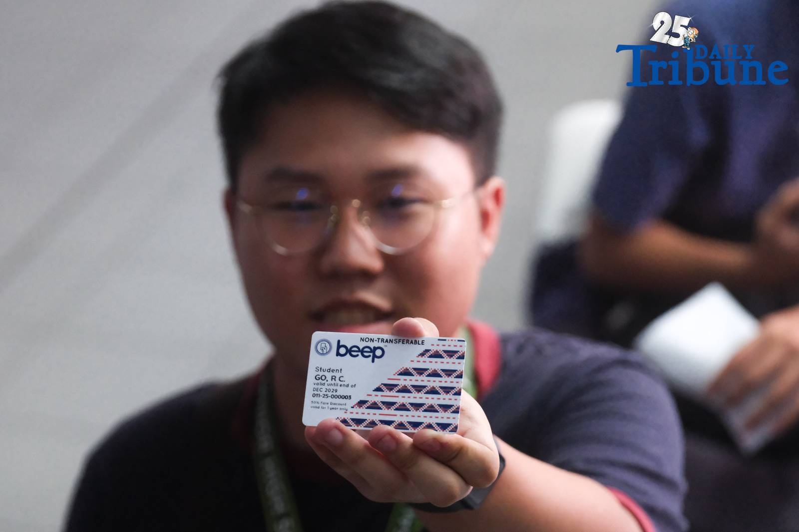 President Ferdinand Marcos Jr. and acting Transportation Secretary Giovanni Lopez launch the personalized white student Beep cards at the LRT-2 Legarda station on Saturday, 20 September 2025. 
The cards provide students a 50 percent fare discount on LRT and MRT lines as part of the government’s push to ease commuting costs and improve access to public transport.