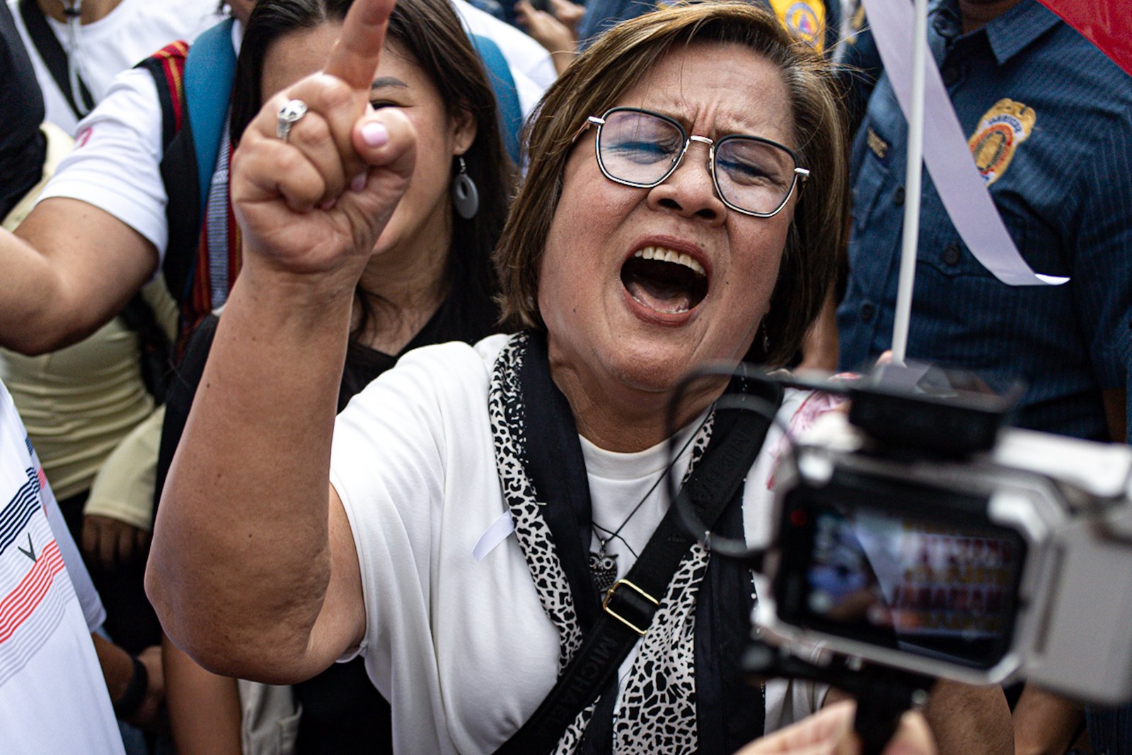 Thousands of Filipinos took to the streets of EDSA in Quezon City  to voice their concerns over multi-billion peso government corruption scandals on Sunday, 21 September 2025. 

The Philippine National Police reported an estimated crowd of 15,000 participants by 4 p.m., all calling for government accountability and reform.