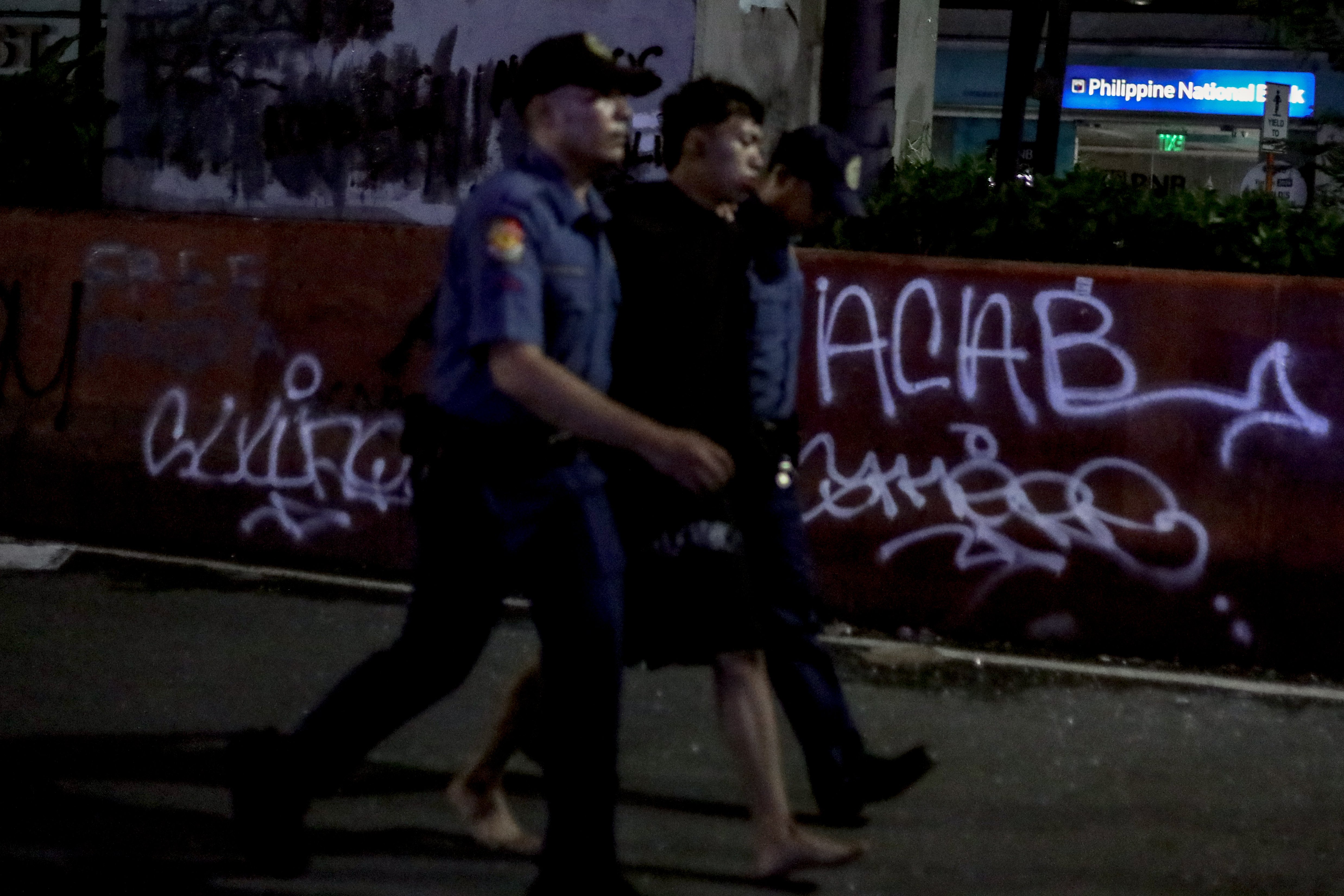 DILG targets 40K police body cams but funds less than 10K; rioters blamed in Mendiola death