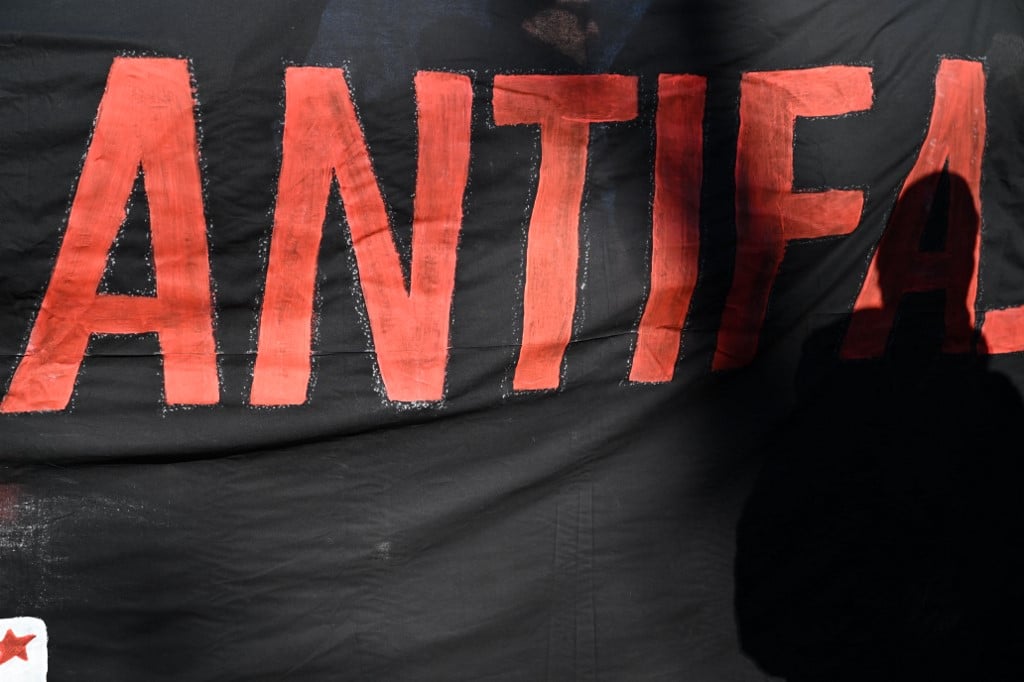 Trump signs order naming Antifa as 'domestic terrorist' group
