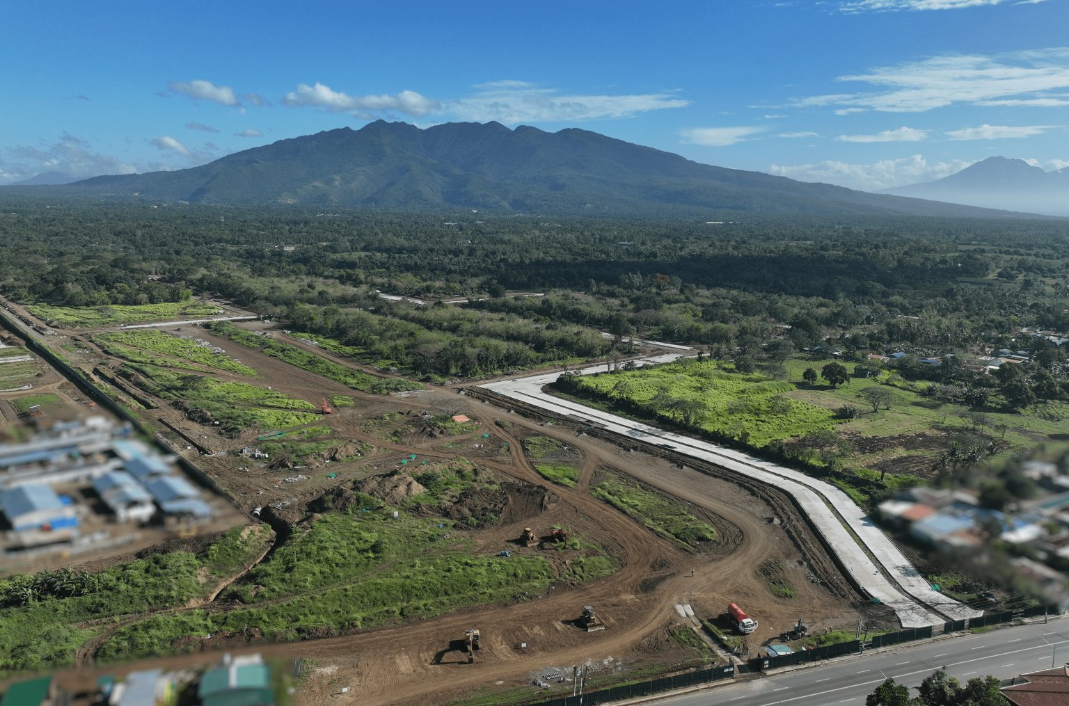 AyalaLand Logistics expands Cavite, Batangas Technoparks