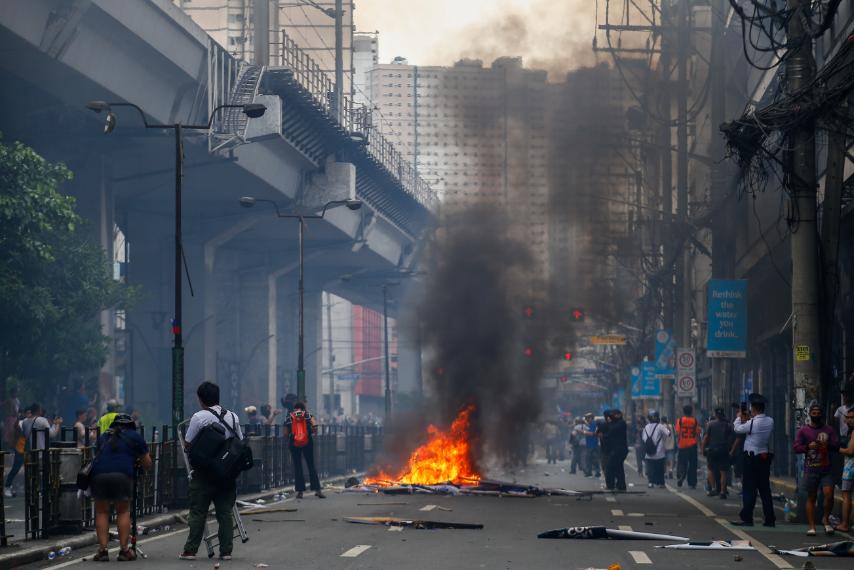 UP student allegedly hurt by cops amid protest chaos