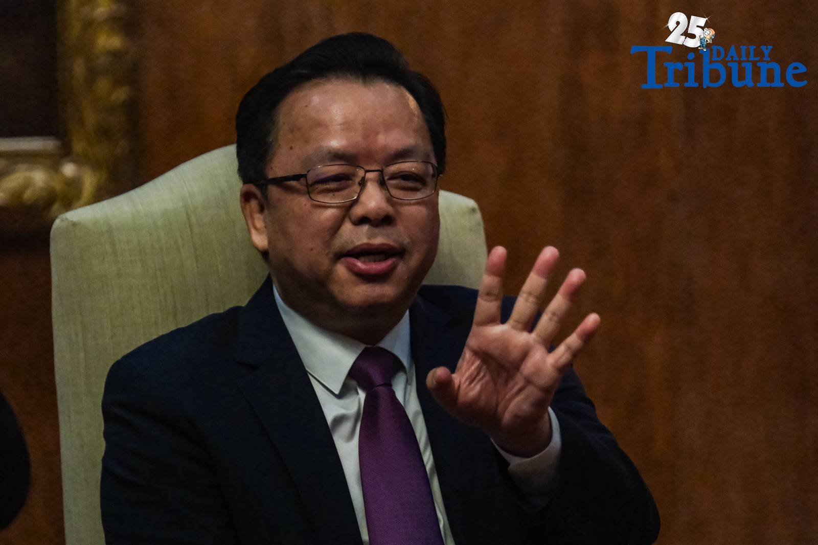 President Ferdinand R. Marcos Jr. meets with His Excellency Huang Xilian, outgoing Ambassador of the People’s Republic of China, during a farewell call at the Study Room in Malacañan Palace on Thursday, 25 September 2025.