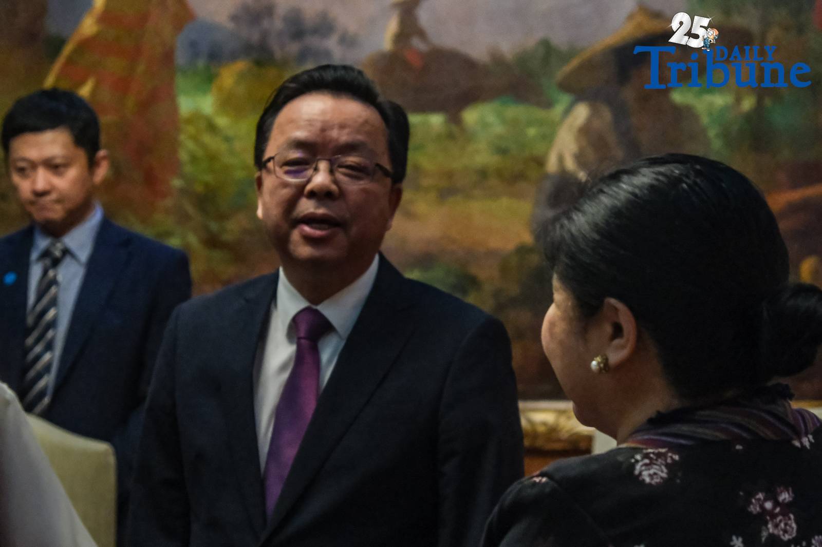 President Ferdinand R. Marcos Jr. meets with His Excellency Huang Xilian, outgoing Ambassador of the People’s Republic of China, during a farewell call at the Study Room in Malacañan Palace on Thursday, 25 September 2025.