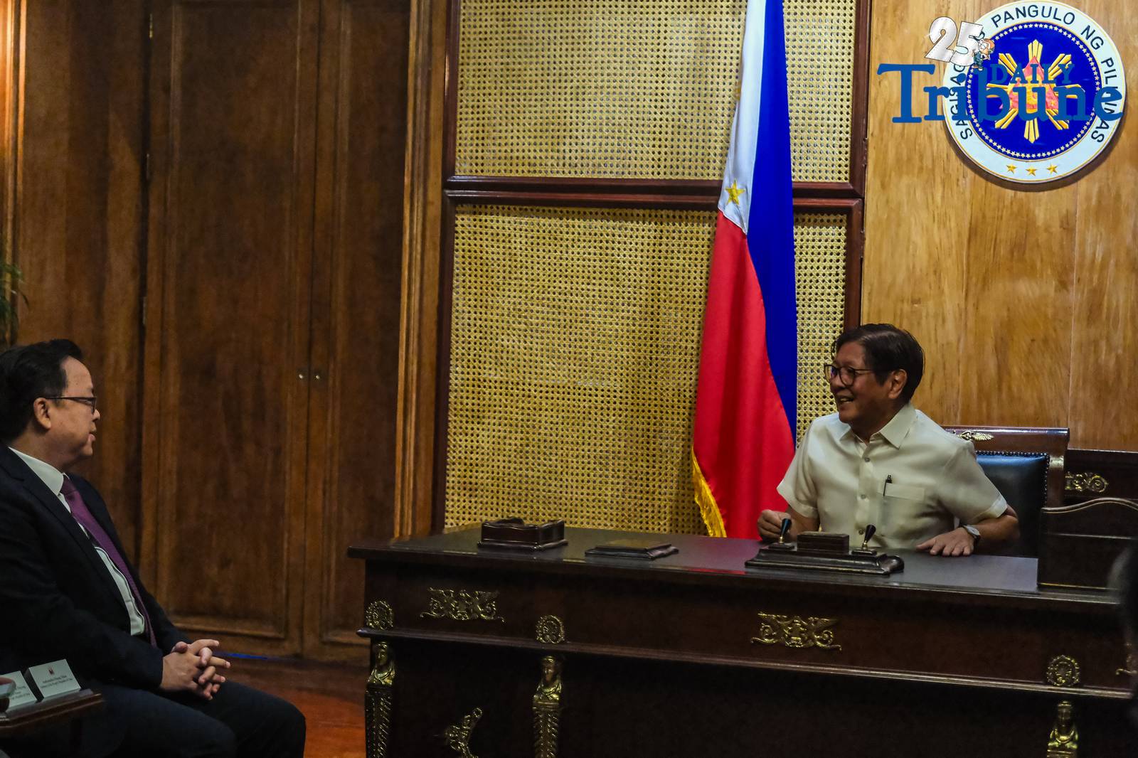 President Ferdinand R. Marcos Jr. meets with His Excellency Huang Xilian, outgoing Ambassador of the People’s Republic of China, during a farewell call at the Study Room in Malacañan Palace on Thursday, 25 September 2025.