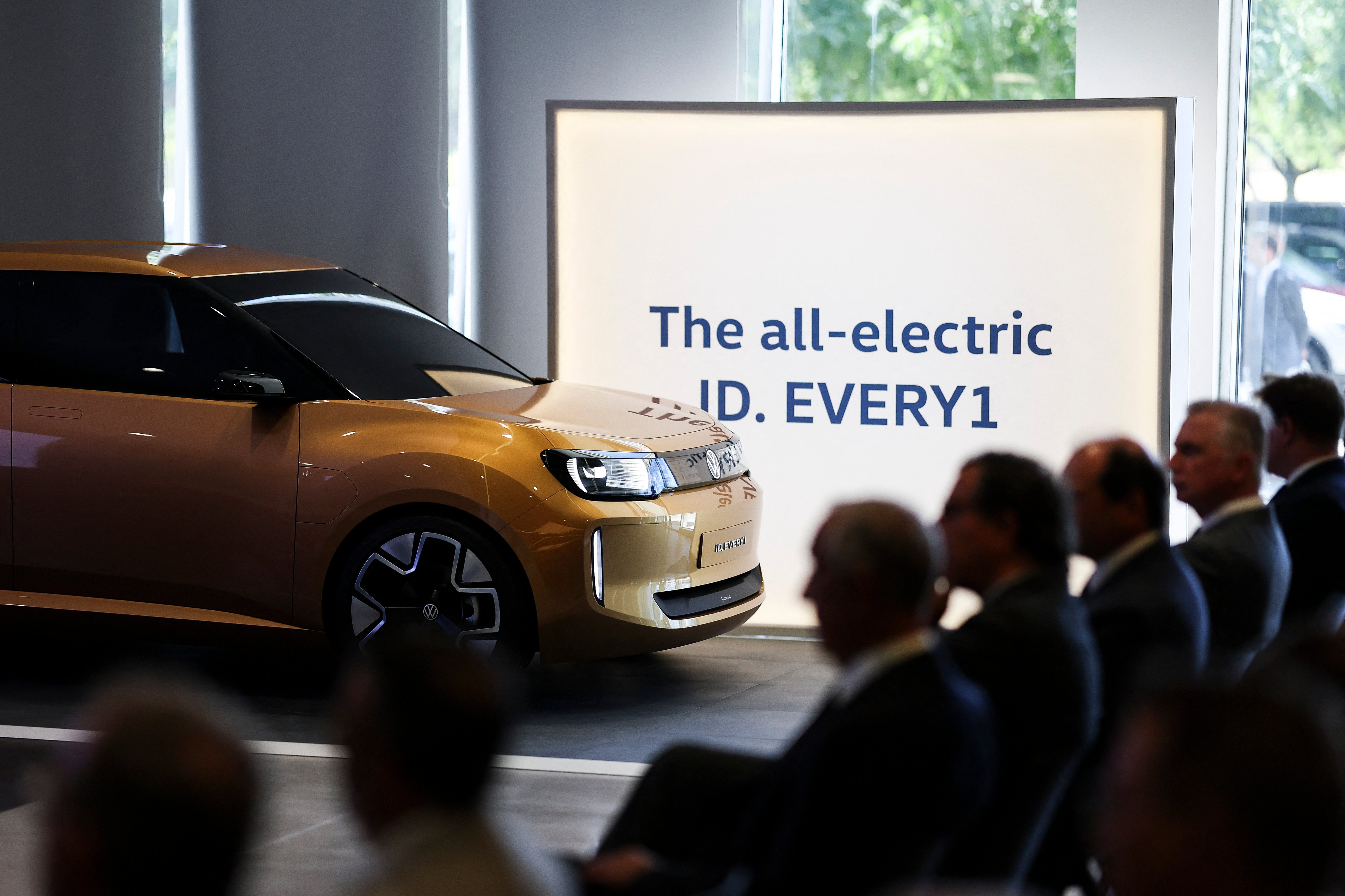 Volkswagen pauses production at German electric car plants amid weak demand