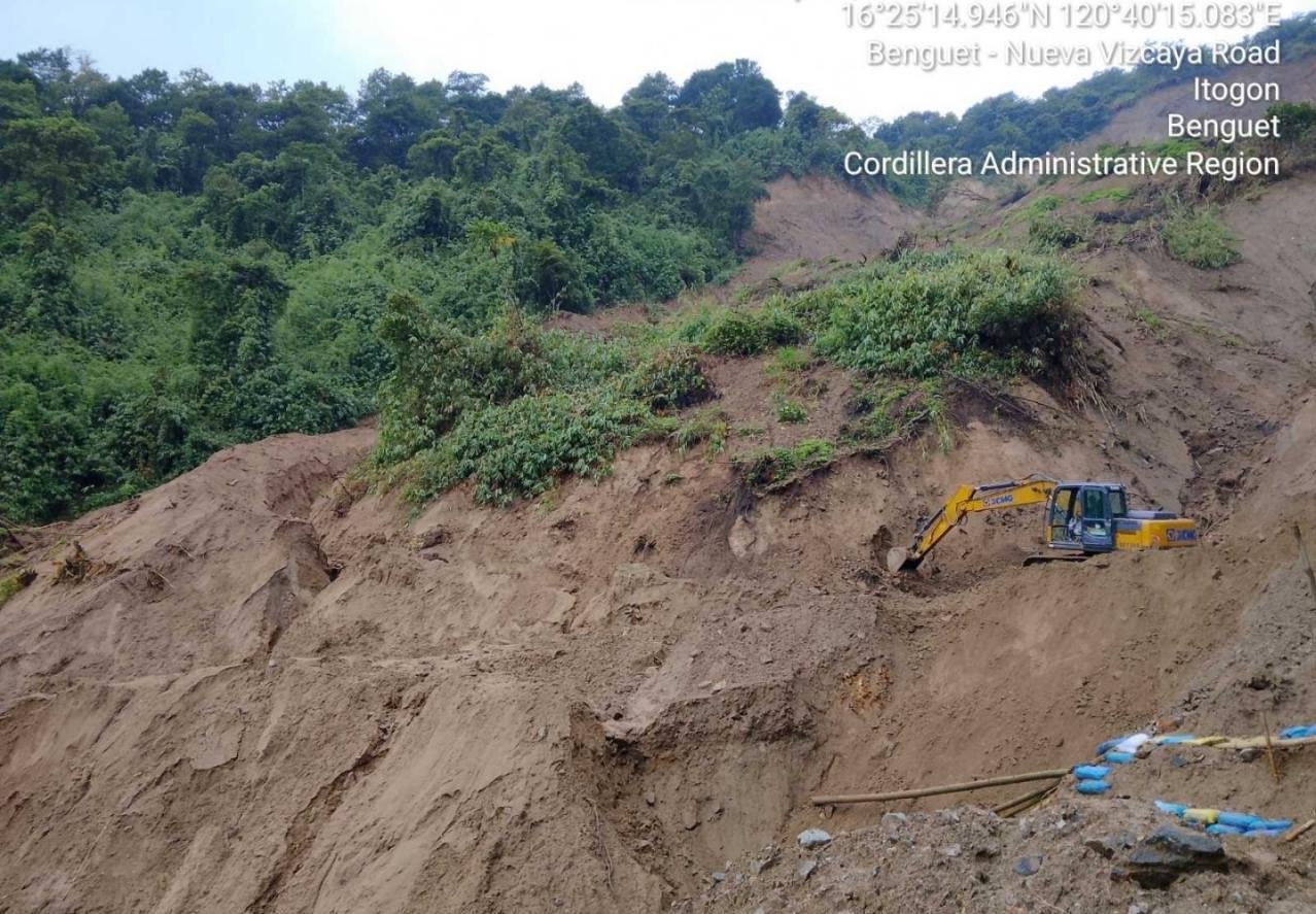 14 national roads closed as storm, monsoon batter Luzon, Visayas