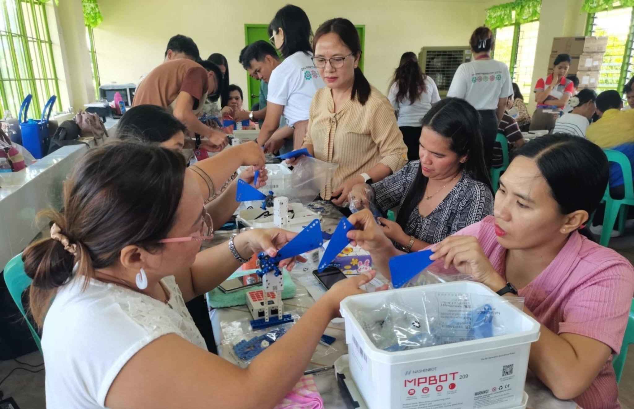 DOST CEST allocates P4.08 million for robotics in 11 Aurora schools