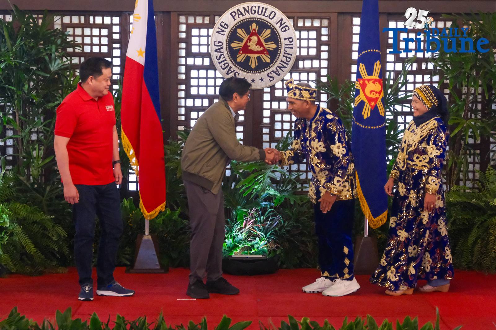 President Ferdinand R. Marcos Jr. kisses the crown of a child from a Pantawid Pamilyang Pilipino Program (4Ps) family during the Kumustahan Ng Pamilyang Matatag event at Kalayaan Hall, Malacañang Palace on Sept. 26, 2025. 

Marcos announced the reallocation of nearly ₱36 billion from DPWH flood control funds to the Department of Social Welfare and Development to support programs like Assistance to Individuals in Crisis Situations (AICS) and the Sustainable Livelihood Program (SLP). The event also honored 18 exemplary 4Ps families in celebration of National Family Week.