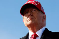 U.S. gov’t shutdown looms as White House threatens mass firings