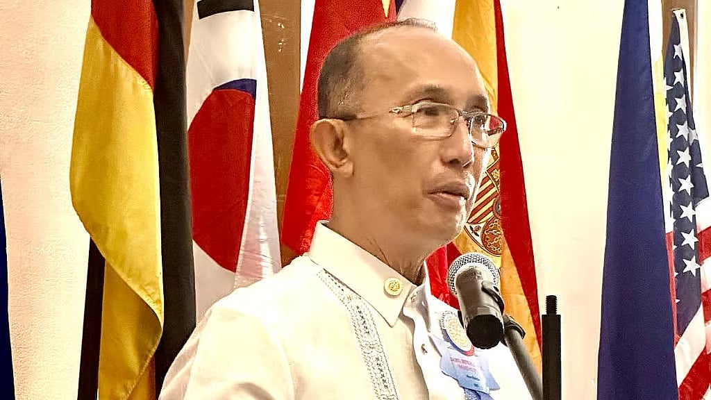 Magalong hints at rift for his resignation