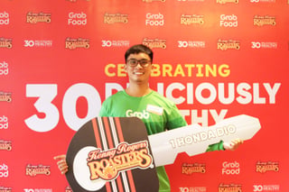 Riders hailed as ‘everyday heroes’ in Kenny Rogers Roasters’ 30th anniversary