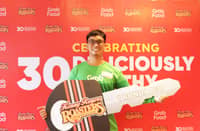 Riders hailed as ‘everyday heroes’ in Kenny Rogers Roasters’ 30th anniversary