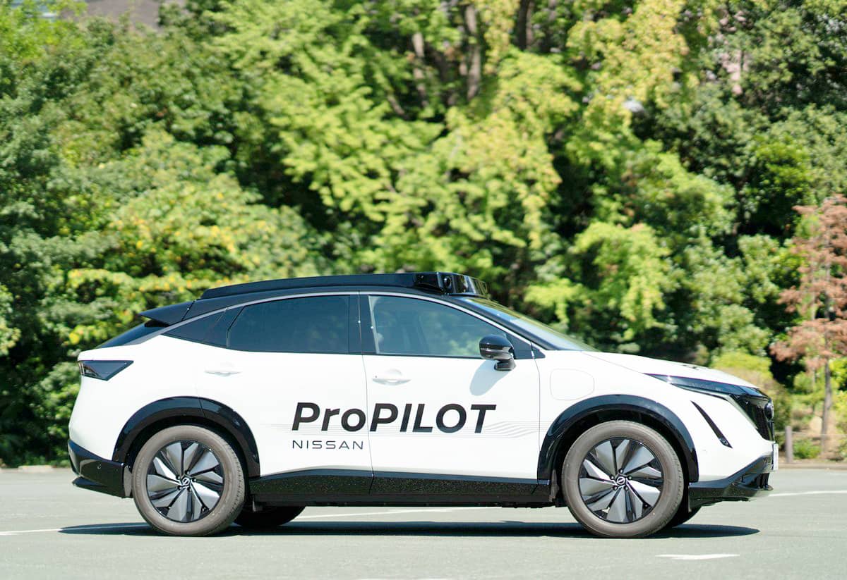 THE Ariya prototype shows the roof-mounted LiDAR sensor, a key part of Nissan’s Ground Truth Perception technology.