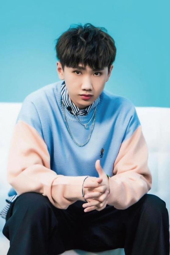 SINGER Silence Wang.