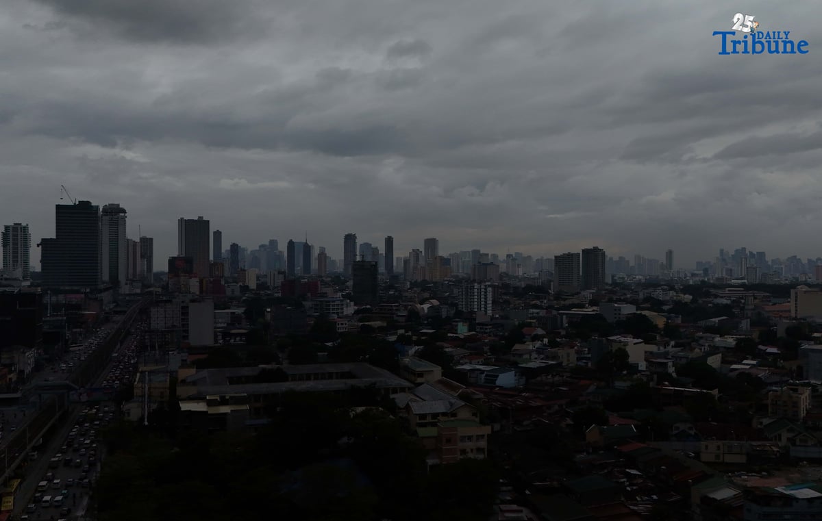 (September 29 2025) On Monday September 29 2025, some of the places in Metro Manila was seen rained and dark clouds from Quezon City, according to the Philippine Atmospheric, Geophysical and Astronomical Services Administration (PAGASA) at least two and possibly up to four tropical cyclones are expected to enter the country in October. Photo/Analy Labor