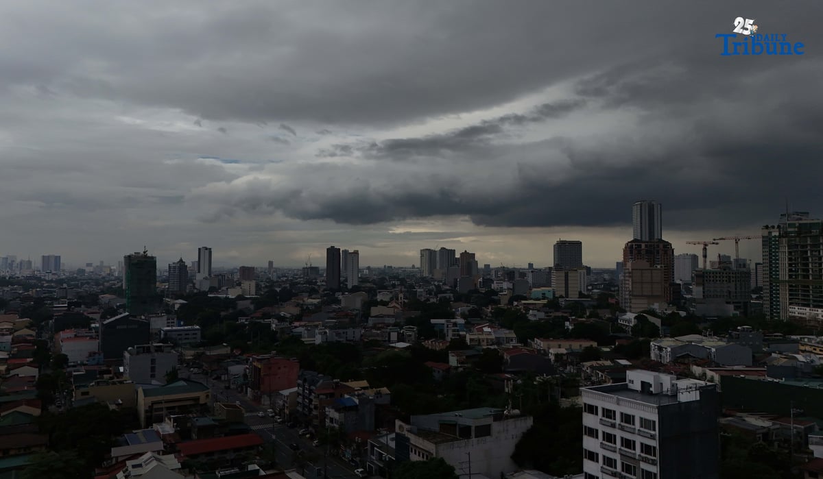 (September 29 2025) On Monday September 29 2025, some of the places in Metro Manila was seen rained and dark clouds from Quezon City, according to the Philippine Atmospheric, Geophysical and Astronomical Services Administration (PAGASA) at least two and possibly up to four tropical cyclones are expected to enter the country in October. Photo/Analy Labor