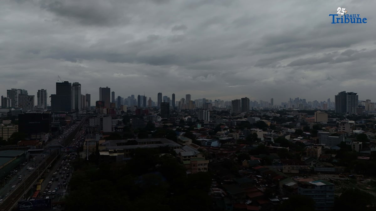 (September 29 2025) On Monday September 29 2025, some of the places in Metro Manila was seen rained and dark clouds from Quezon City, according to the Philippine Atmospheric, Geophysical and Astronomical Services Administration (PAGASA) at least two and possibly up to four tropical cyclones are expected to enter the country in October. Photo/Analy Labor