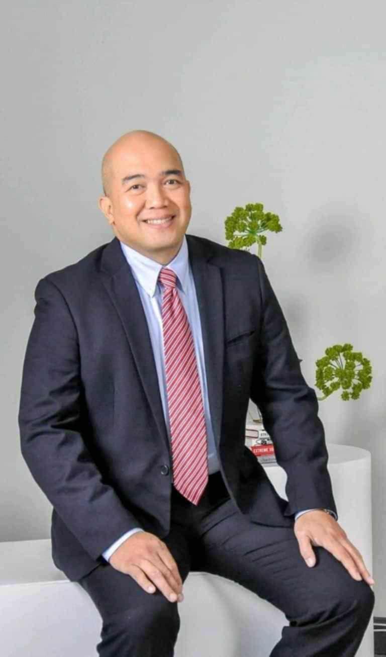 Walter Bacareza named VP for Corporate Affairs at PhilHealth