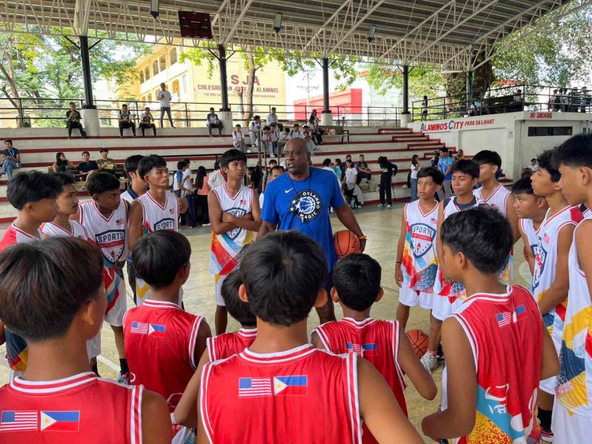 US basketball envoys Sam Vincent, Taj McWilliams-Franklin visit Philippines to inspire youth