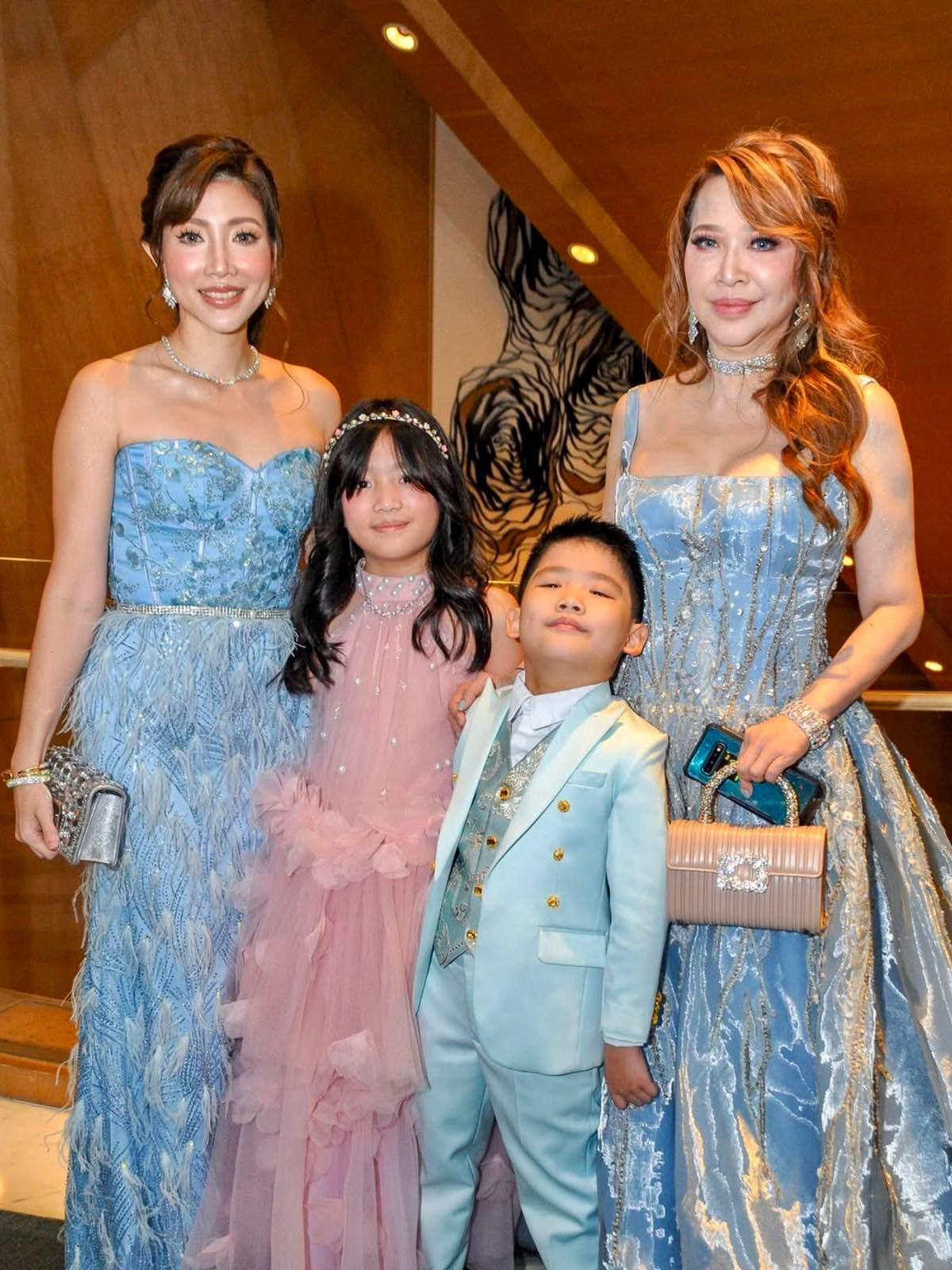Sheena lao, Adriana lao, Brandon lao and Ruby Chua.