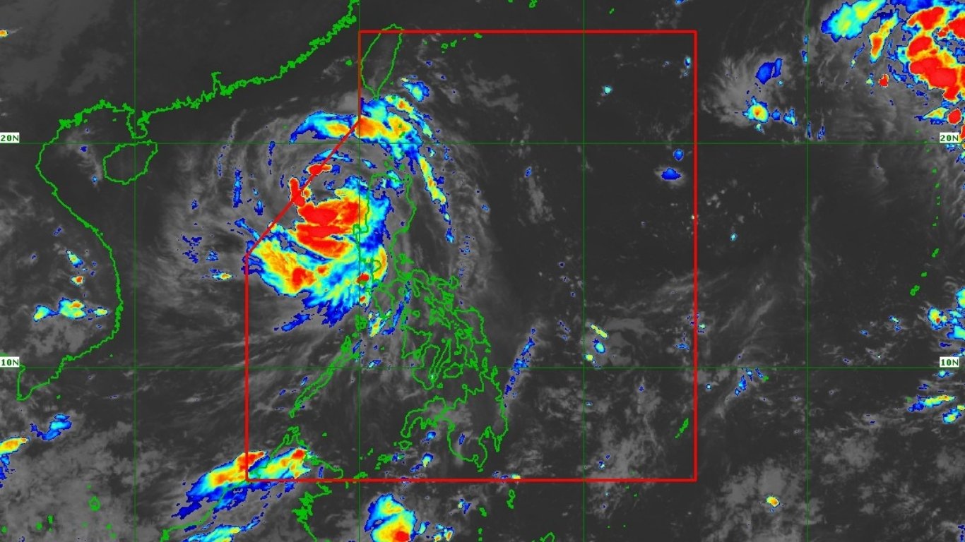 ‘Paolo’ strengthens into typhoon, lashes N. Luzon
