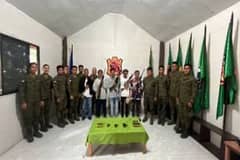 5 lawless group members surrender in South Cotabato, turnover high-powered firearms