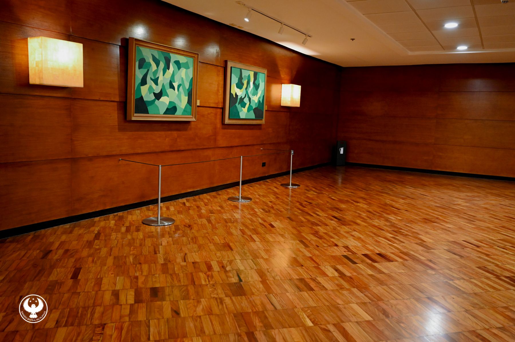 ‘Sonata’ of Lala and ‘Untitled (Camouflage Colors)’ by National Artist Hernando Ocampo.