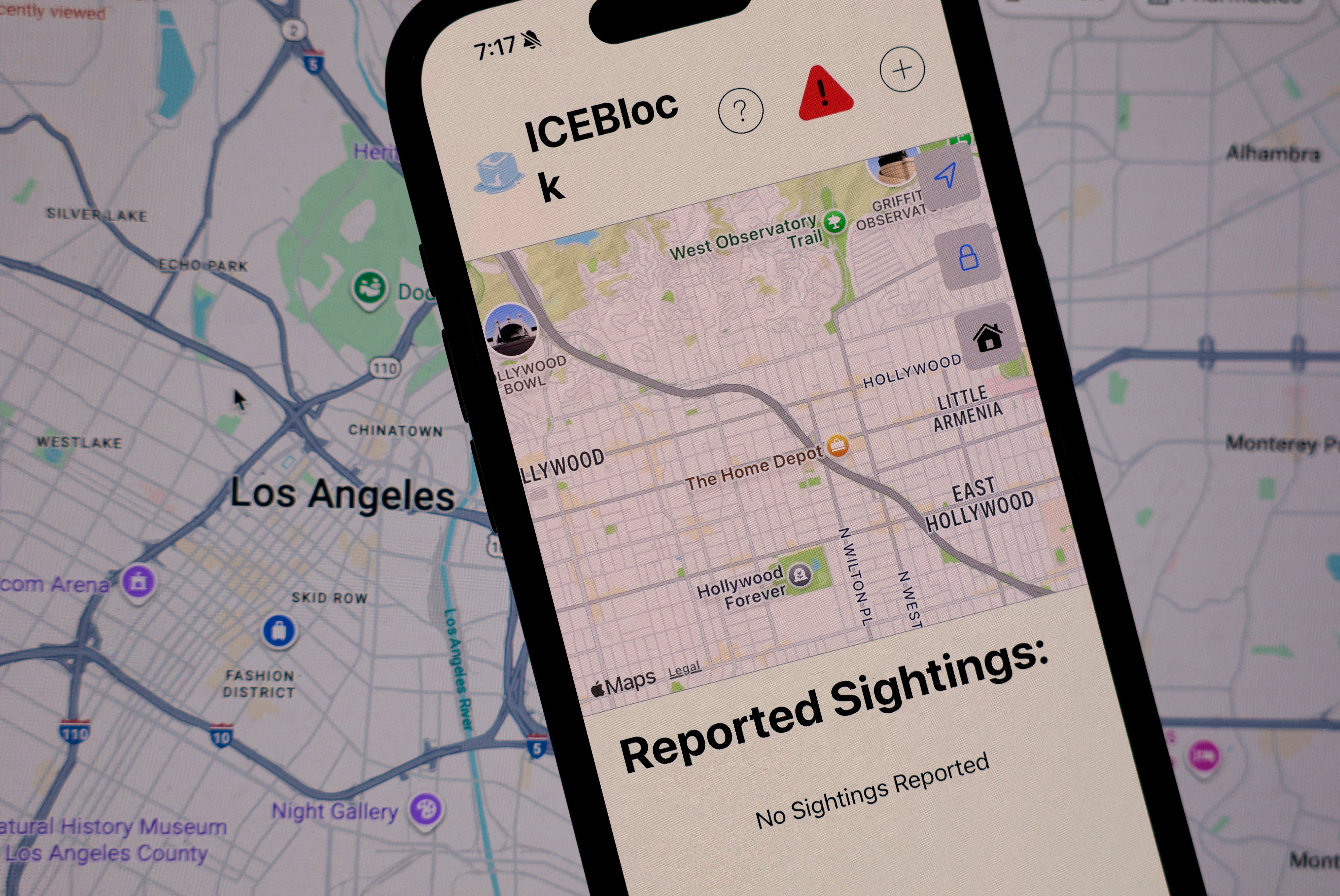 Apple removes US immigration enforcement tracker from app store