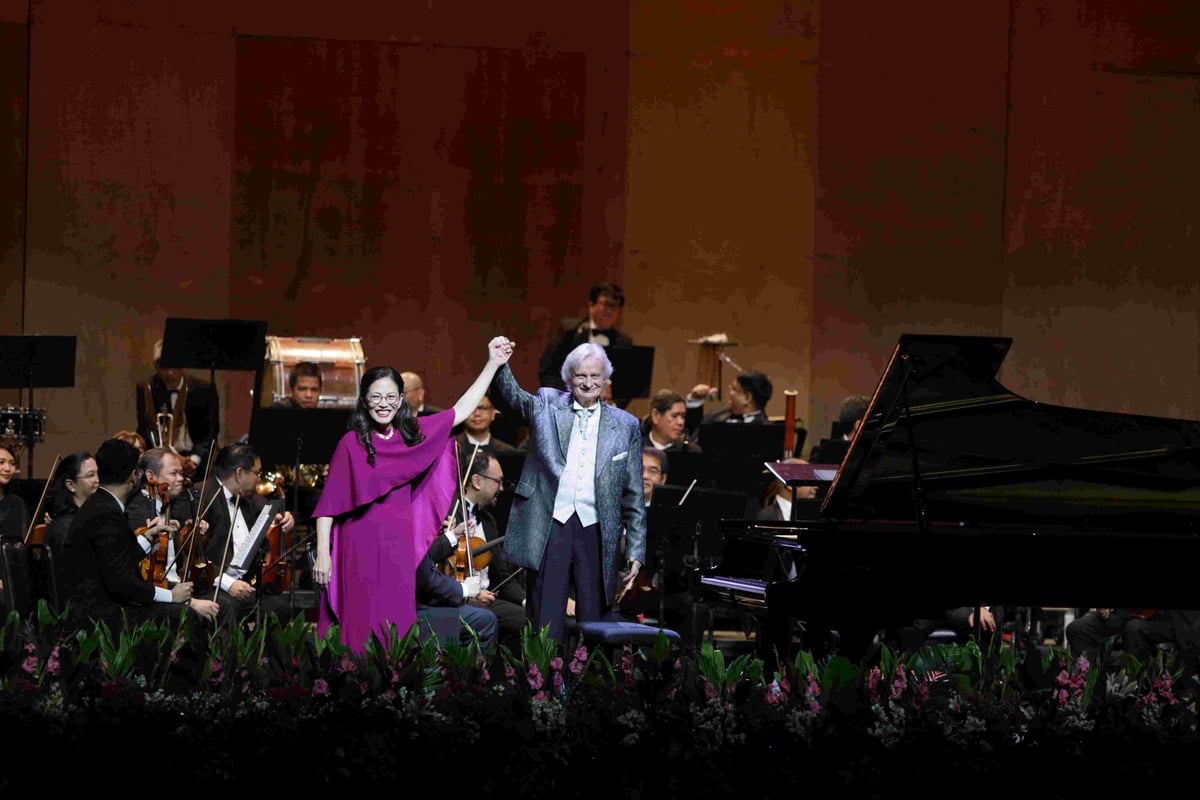 CECILE Licad with maestro Grzegorz Nowak and the Philippine Philharmonic Orchestra.