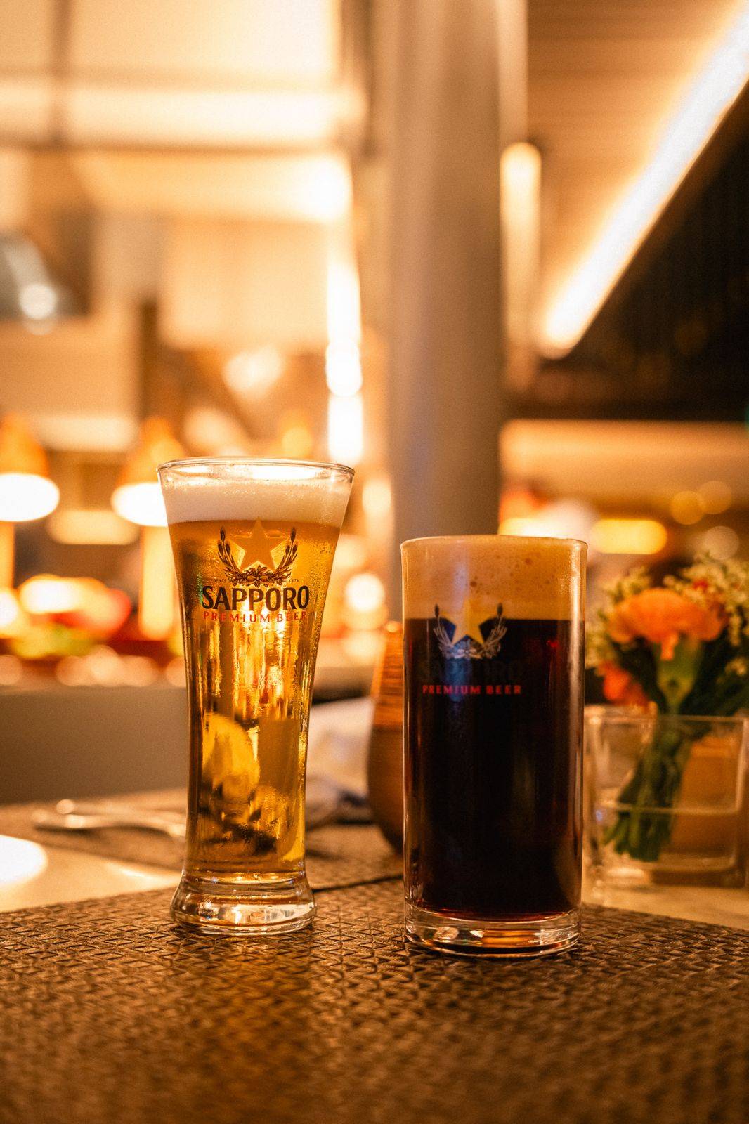Kanpai to the weekend! Guests can enjoy glasses of ice-cold Sapporo Premium Beer.